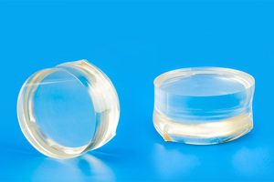 铌酸锂晶体（LiNbO3）——优异的人工晶体，可以作为双折射器件使用，也可以用于非线性应用，或者用于电光效应场合