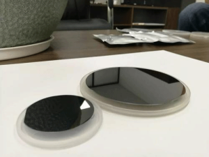 磷化铟(InP) 3 磷化铟衬底片